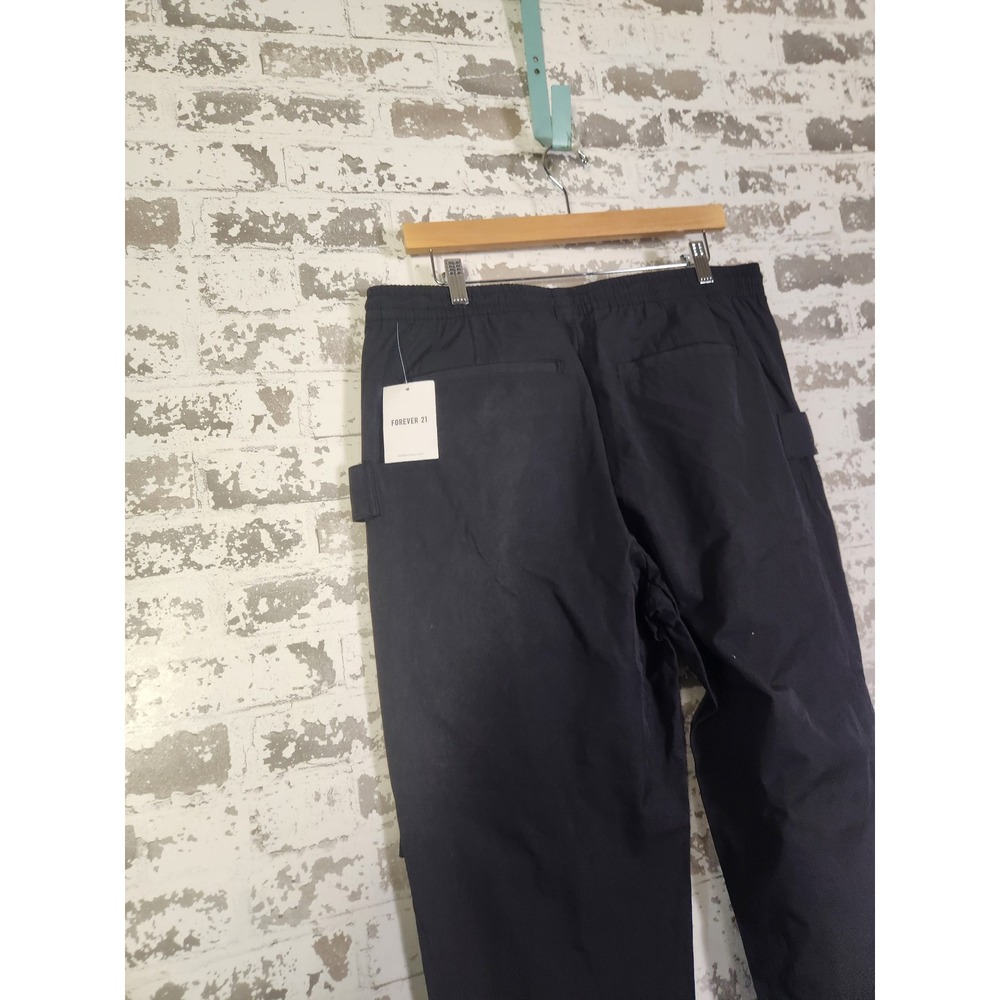 Forever 21 Men Jogger Pants XL Black Cargo Snap Button Ankle Athleisure Comfort - Picture 10 of 16